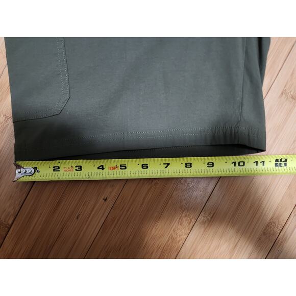 ORVIS Men Shorts 36 Tech Athletic Green Stretch Performance Hiking Golf Walking - Picture 9 of 10